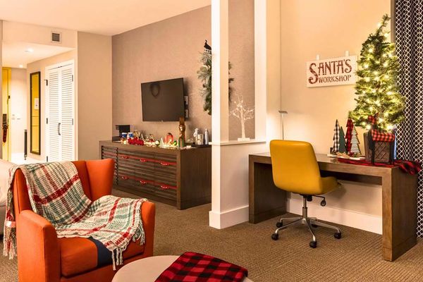 The Waterfront Beach Resort, a Hilton Hotel by null