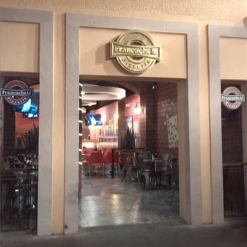 Francachela Pizzeria - Pizza Near Me - León, GUA