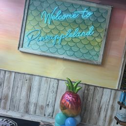 Welcome sign Welcome sign