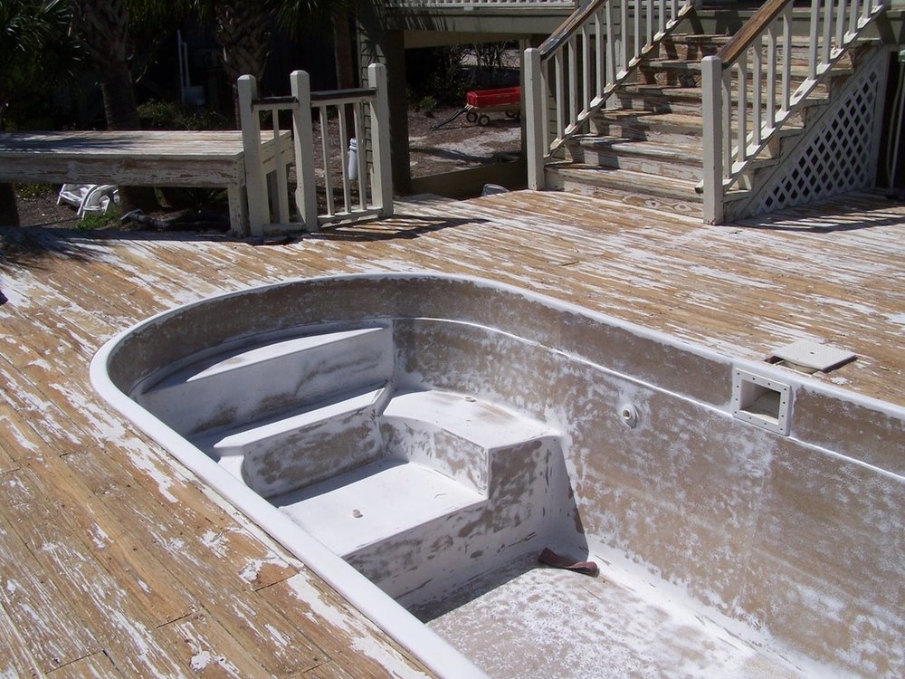 Slide of Expert Roofing