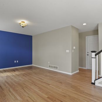 D and L Flooring - an empty living room - Flooring Near Me - Littleton, Colorado D and L Flooring - an empty living room - Flooring Near Me - Littleton, Colorado