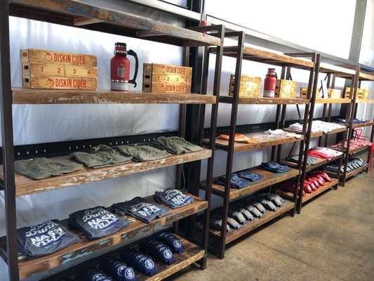 Diskin Cider by null