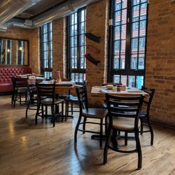 Lou Malnati's Pizzeria - Second floor dining room
