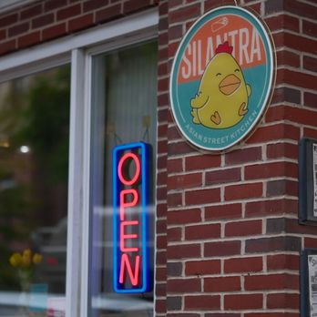 Silantra Asian Street Kitchen - Front - Salad Near Me - Lancaster, Pennsylvania Silantra Asian Street Kitchen - Front - Salad Near Me - Lancaster, Pennsylvania