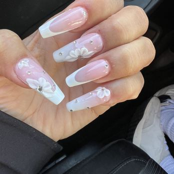 Stacy Eyelashes Nails & Spa - Nails by Chole - Nail Salons Near Me - Ontario, California