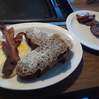 Slappy Cakes - Banana bread French toast and Portuguese sausage - Breakfast & Brunch Near Me - Lahaina, Hawaii Slappy Cakes - Banana bread French toast and Portuguese sausage - Breakfast & Brunch Near Me - Lahaina, Hawaii