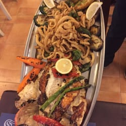 Casa do Pulpo - Fish with onion rings and vegetables - sooo good and fresh