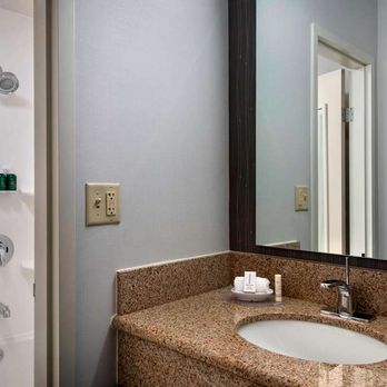 Sonesta Select - Guest room bathroom - Hotels Near Me - Mahwah, New Jersey Sonesta Select - Guest room bathroom - Hotels Near Me - Mahwah, New Jersey