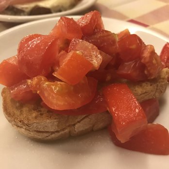 La Valle del Sacco - Tomato, garlic, oil bruschetta - Roman Near Me - Rome, RM La Valle del Sacco - Tomato, garlic, oil bruschetta - Roman Near Me - Rome, RM