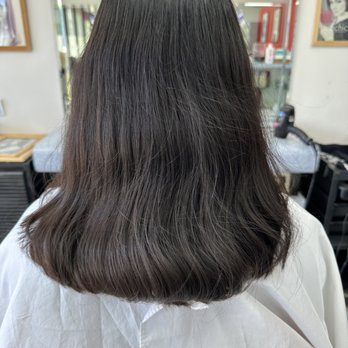 Luke's Salon - Before - Hair Salons Near Me - Reseda, California