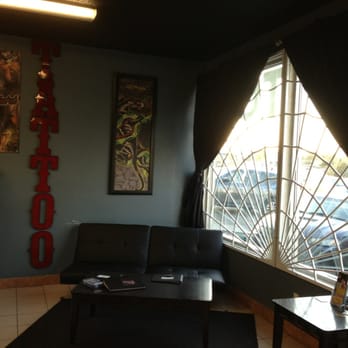Addictive Nature Tattoo - Waiting area. - Tattoo Near Me - Hesperia, California Addictive Nature Tattoo - Waiting area. - Tattoo Near Me - Hesperia, California