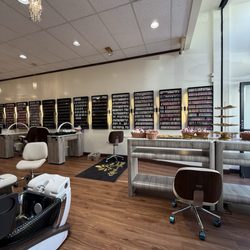 Mani Pedi Spa - Inside