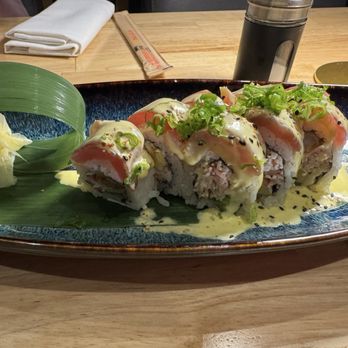 Sushi Sake - Tuna special roll - Sushi Bars Near Me - Fort Myers, Florida