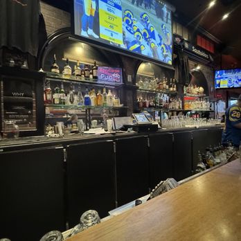Roxy Burger - Bar - Burgers Near Me - Vancouver, British Columbia