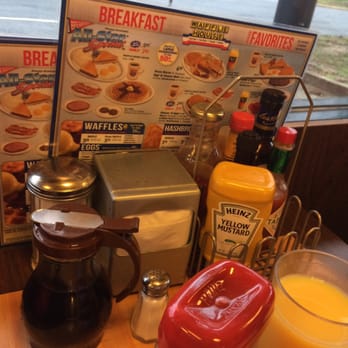 Waffle House - Grits and bacon - Breakfast & Brunch Near Me - Fredericksburg, Virginia