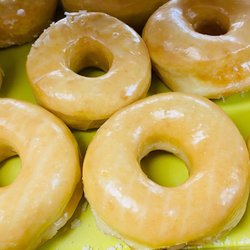 Dee Dee Donuts of Riverside