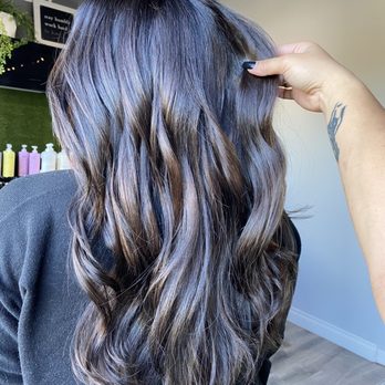 Trapqueen Salon - Hair Salons Near Me - San Diego, California Trapqueen Salon - Hair Salons Near Me - San Diego, California