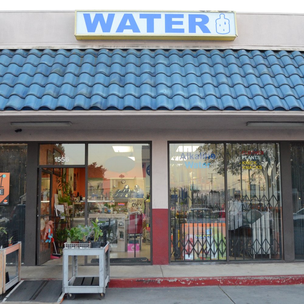 LB Fresh Drinking Water - The store front of LB Water. - Water Stores Near Me - Long Beach, California LB Fresh Drinking Water - The store front of LB Water. - Water Stores Near Me - Long Beach, California