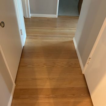 DMM Floor Covering - Hallway - Flooring Near Me DMM Floor Covering - Hallway - Flooring Near Me