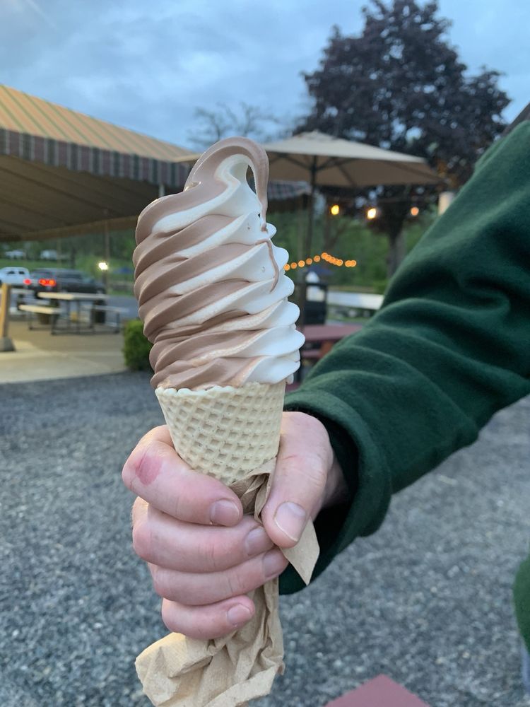 ON THE FARM Updated September 2024 30 Photos & 35 Reviews 273