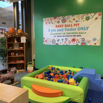 The Jungle Party House - Ball Pit (for 3 YO & under) - Kids Activities Near Me - Clovis, California