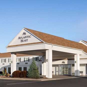 Atlantic Host - Exterior - Hotels Near Me - Bathurst, New Brunswick