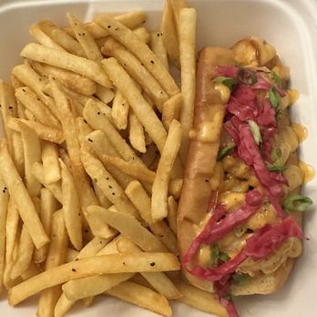 Latitudes - Shrimp po boy - Food Trucks Near Me - Harrison, Idaho Latitudes - Shrimp po boy - Food Trucks Near Me - Harrison, Idaho