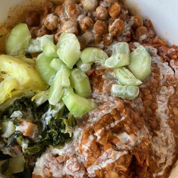 Hoyo's Kitchen - African Near Me - Columbus, Ohio