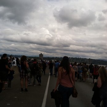 I-90 Floating Bridge - More people on the bridge, Seafair. - Landmarks & Historical Buildings Near Me - Seattle, Washington