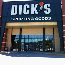 DICK'S Sporting Goods