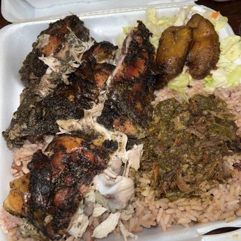 D'Caribbean Curry Spot - Jerk Chicken - Trinidadian Near Me - Pearland, Texas