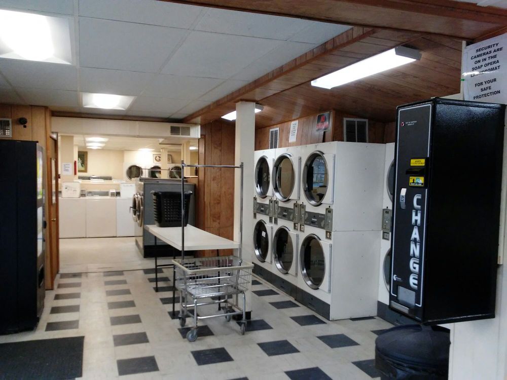 SOAP OPERA LAUNDROMAT Updated September 2024 519 Erie Blvd W, Rome