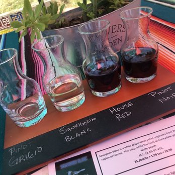 Delilah Ridge Winery - Wine tasting - Wine Tasting Room Near Me - Squaw Valley, California