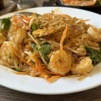 Jasmine Thai Cusine - Thai Near Me - Colton, California