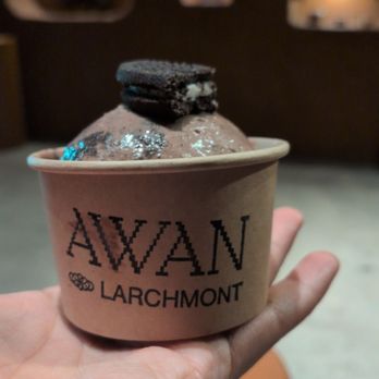 Awan - Chocolate oreo - Ice Cream & Frozen Yogurt Near Me - Los Angeles, California