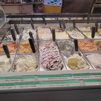 Deluca Gelato - Yummy gelato - Ice Cream & Frozen Yogurt Near Me - Richmond, Virginia Deluca Gelato - Yummy gelato - Ice Cream & Frozen Yogurt Near Me - Richmond, Virginia