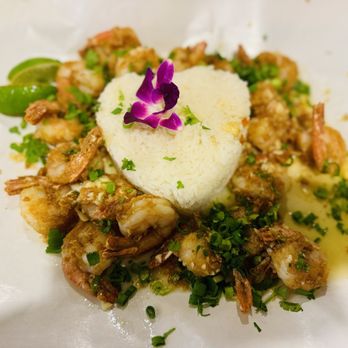 206 BCE - Butter Shrimp rice - actual plate is big, I had to zoom out to get the complete picture - Seafood Near Me - Honolulu, Hawaii