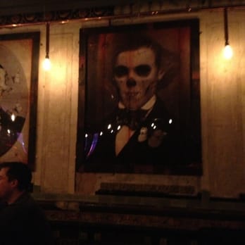 Well and Bucket - Pubs Near Me - London, XGL Well and Bucket - Pubs Near Me - London, XGL