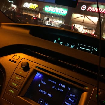 Wingstop - Called ahead for pick up.Put me on hold saying she had to help other customers first. 22 minutes later as i showed up still on hold - Chicken Wings Near Me - Menifee, California