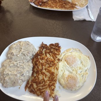 Bj's Restaurant - Breakfast & Brunch Near Me - Wisconsin Dells, Wisconsin