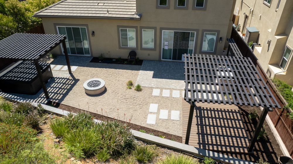 Slide of Edosy Construction