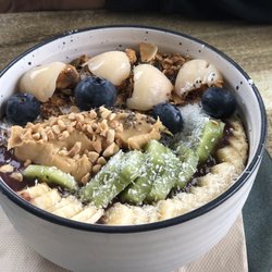 Benzin Cafe - Açaí bowl