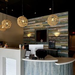 Zenyth Chiropractic - Front Desk