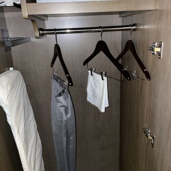 Sheraton Jacksonville Hotel - If you had to hang a dress shirt would you use pants hangers? - Hotels Near Me - Jacksonville, Florida Sheraton Jacksonville Hotel - If you had to hang a dress shirt would you use pants hangers? - Hotels Near Me - Jacksonville, Florida
