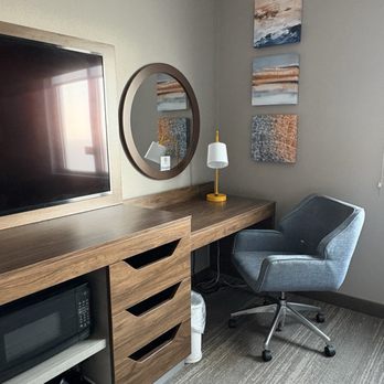 Hampton Inn & Suites Orange Beach/Gulf Front - Hotels Near Me - Orange Beach, Alabama