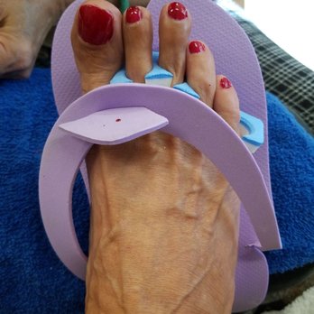 Holly's Nails & Spa - Nail Salons Near Me - Pensacola, Florida