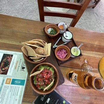 La Malinche - Chips & Guacamole with yummy sauces & sides - Cocktail Bars Near Me - Tulum, ROO La Malinche - Chips & Guacamole with yummy sauces & sides - Cocktail Bars Near Me - Tulum, ROO