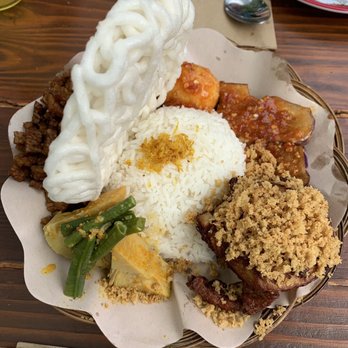 Wajan - Nasi Campur with Ayam Goreng - Indonesian Near Me - Portland, Oregon Wajan - Nasi Campur with Ayam Goreng - Indonesian Near Me - Portland, Oregon