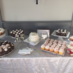 Absolutely delicious, gorgeously decorated, and the best deal you'll find on wedding cake!