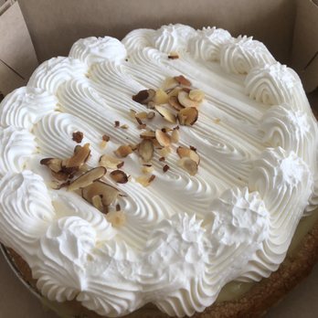 Anna Miller's - Banana Cream Pie - Bakeries Near Me - Aiea, Hawaii Anna Miller's - Banana Cream Pie - Bakeries Near Me - Aiea, Hawaii